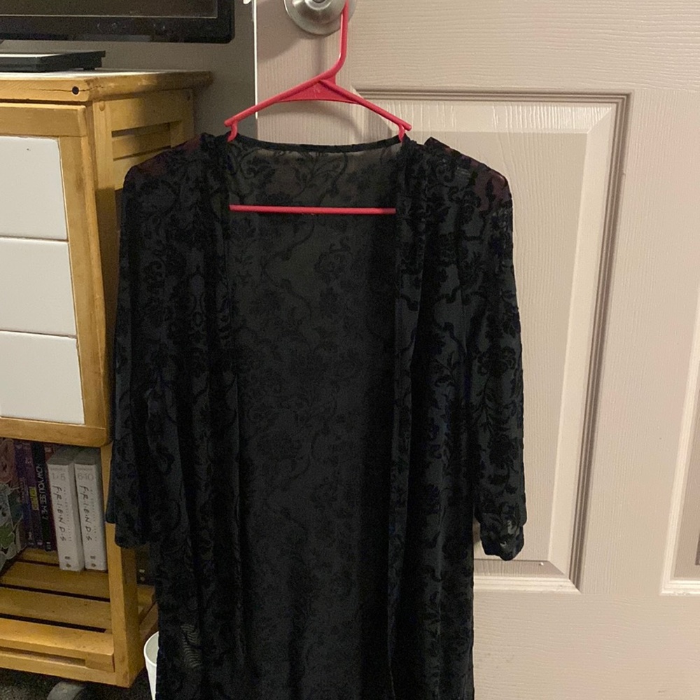 Womens no tag small-medium?